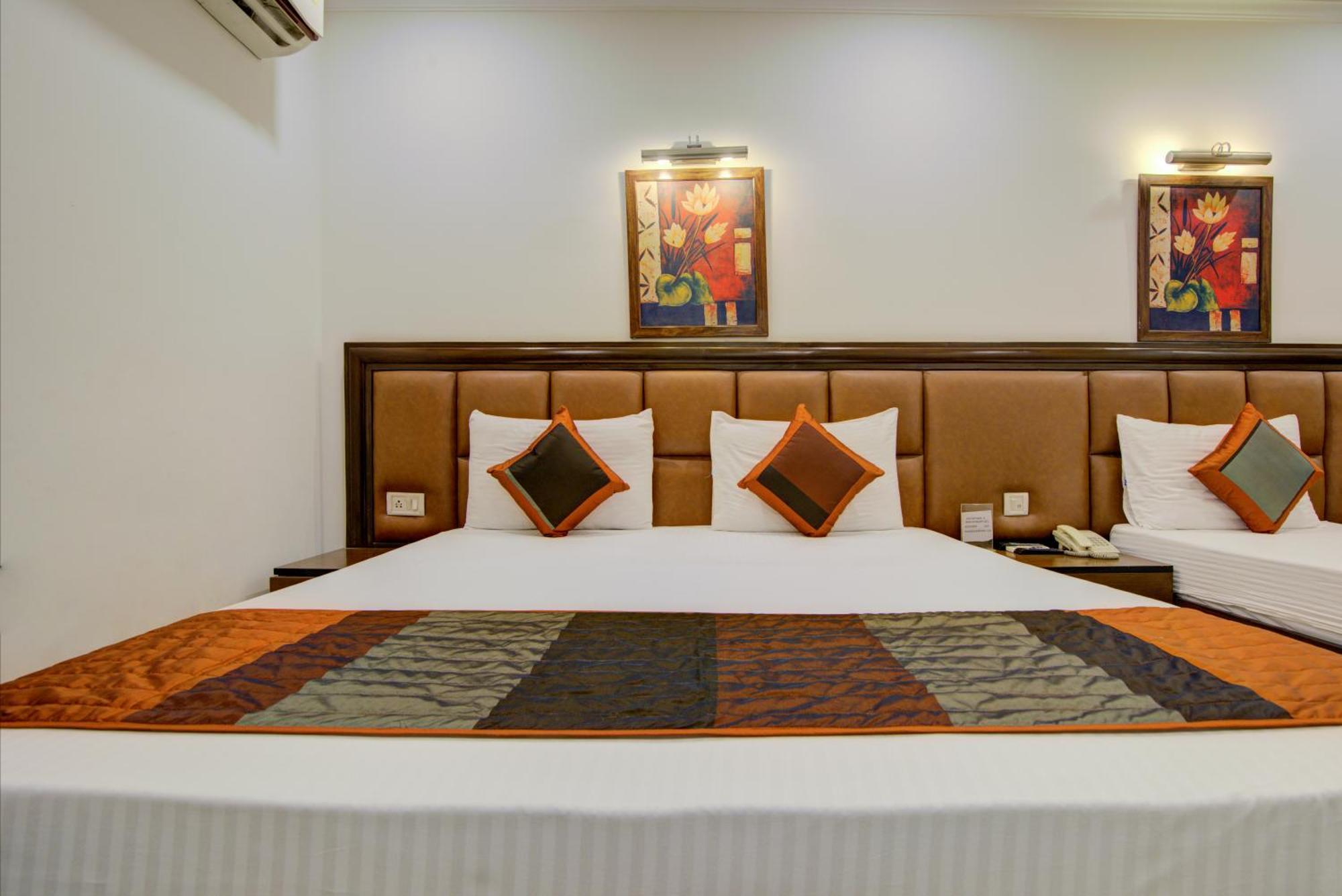 Airport La Sapphire Hotel & Restaurant Νέο Δελχί Εξωτερικό φωτογραφία